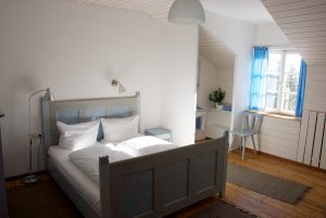 Almbad Sillberghaus Gästezimmer mit Doppelbett