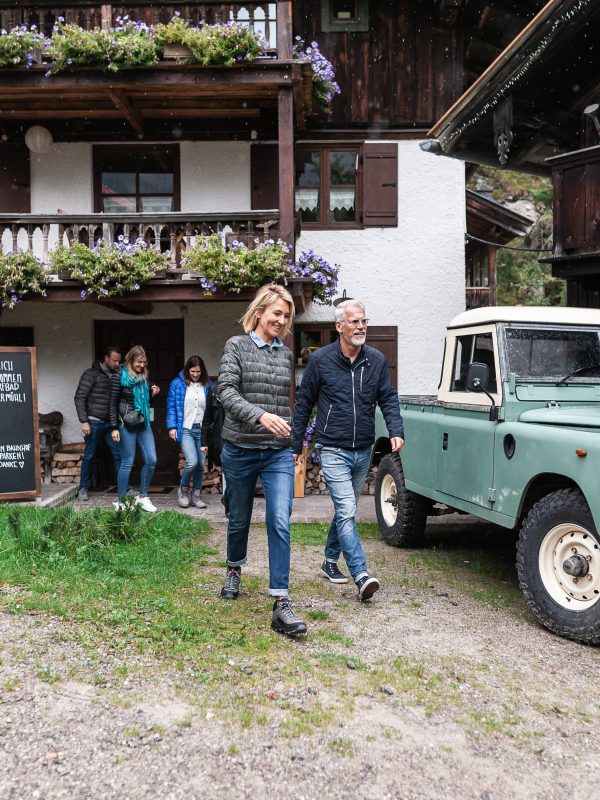 eine-kurze-wanderung-zur-auflockerung-zwischendurch-foto-denise-stock-fotografie-600x800